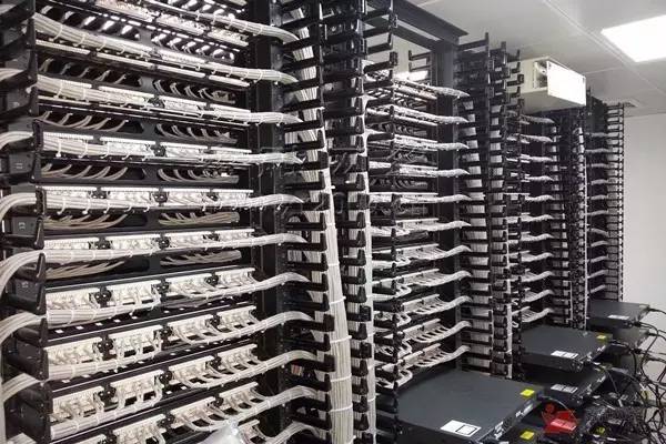 網絡工程機房機柜內部理線與安裝設計規范